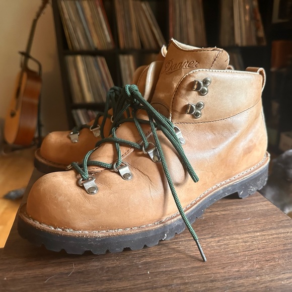 DANNER Men’s US Size 11, Mountain Trail Vibram Soul - Picture 3 of 6